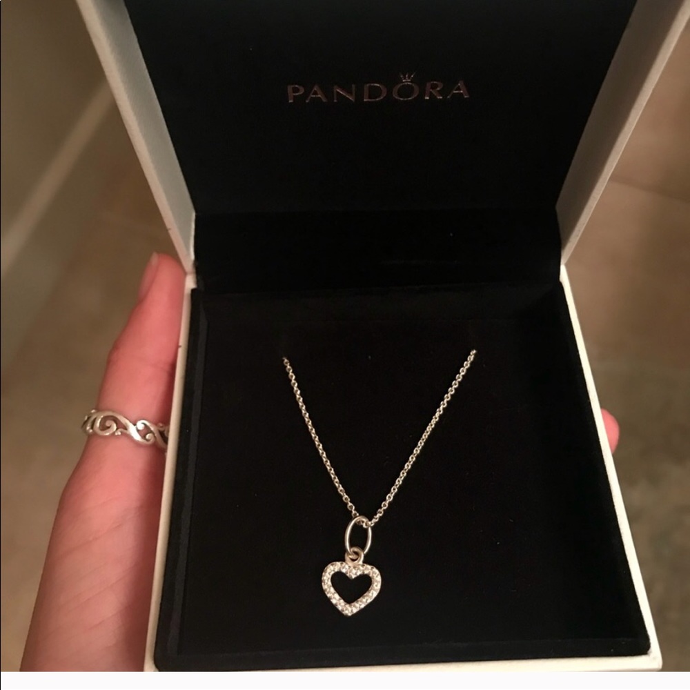 Pandora heart necklace